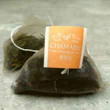 將圖片載入圖庫檢視器 蜜香紅茶 | 立體三角原葉茶包 | 台灣茶 | 香茶仕 | Honey Scented Black Tea | Pyramid Whole Leaf Tea Bag | Taiwan Tea | CHAMAISE