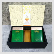 將圖片載入圖庫檢視器 高級茶葉禮盒 | 特級梨山高山烏龍茶 | 特級阿里山高山烏龍茶 | 春茶 | 台灣茶 | 人手採茶 | 香茶仕 | Premium Tea Giftbox | Lishan Oolong | Alishan Oolong | High Mountain Tea | Taiwan Tea | Chamaise